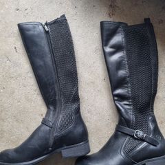 Tamaris xs calf never worn