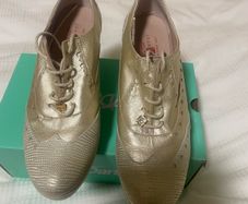 ladies gold shoes