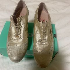 ladies gold shoes