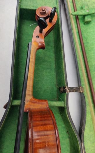 Vintage Antonius Stradivarius Cremonensis Faciebat Anno 1736 Violin