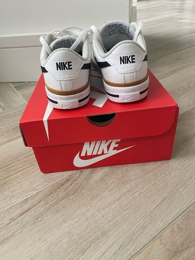 Nike Court Legacy UK 3.5