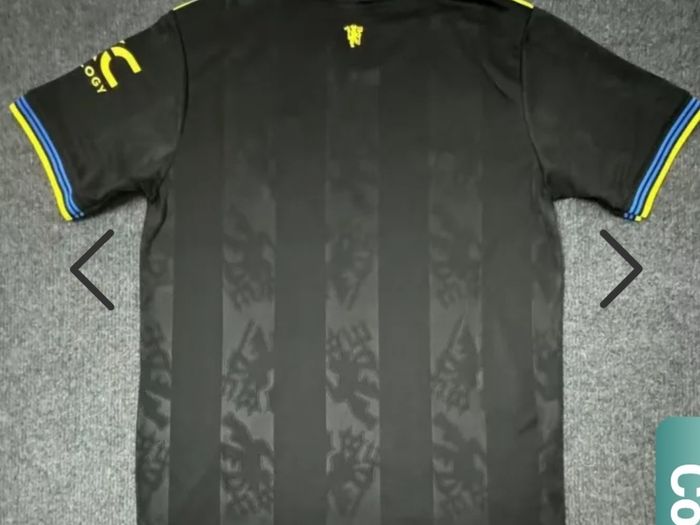 Manchester United 3rd Jersey 25/26 Season. It's 3XL