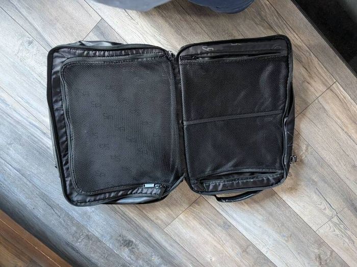Samsonite travel backpack with laptop pouch