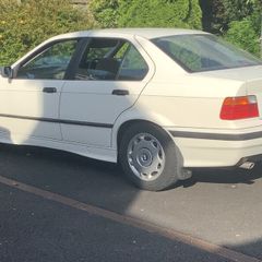 BMW 3-Series 1992