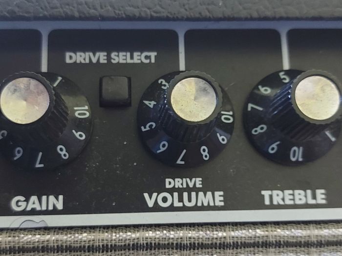FENDER Frontman 15G Guitar Amp in excellent like new condition, working great