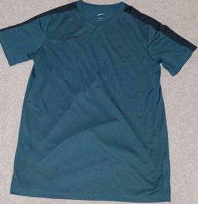 Nike t shirt