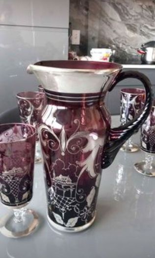 6 glasses and big jug