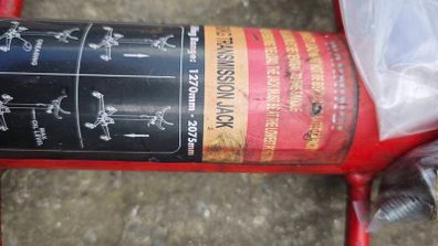 transmission jack
