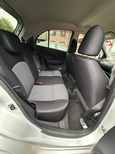 Nissan March 2016