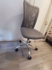 desk chair