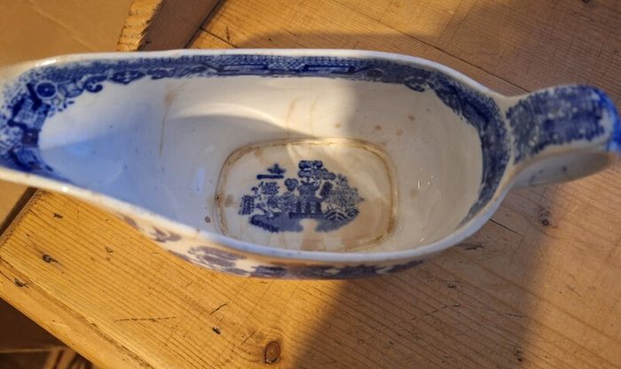 Willow pattern gravy boat