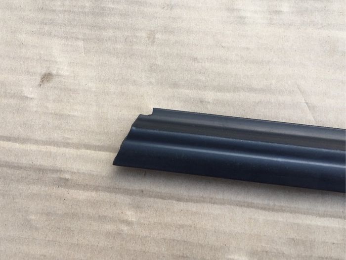 LH Front Outer Glass Rubber (Alfa Romeo 146)