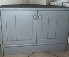 Corner table