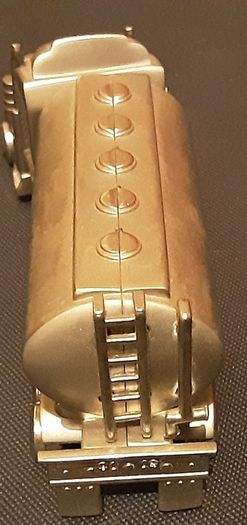 petrol tankard clock, heavy item