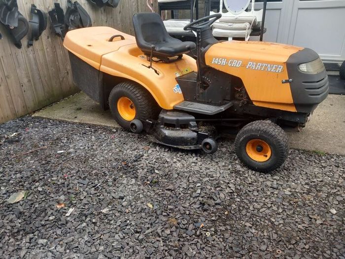 ride on lawnmower