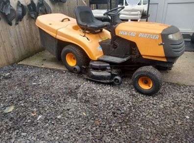 ride on lawnmower