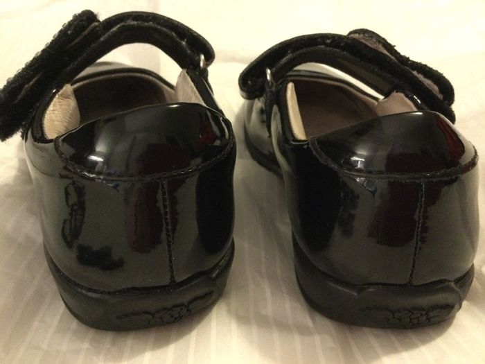 Lelli Kelly school shoes size 30F