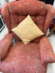 Recliner & Sofa