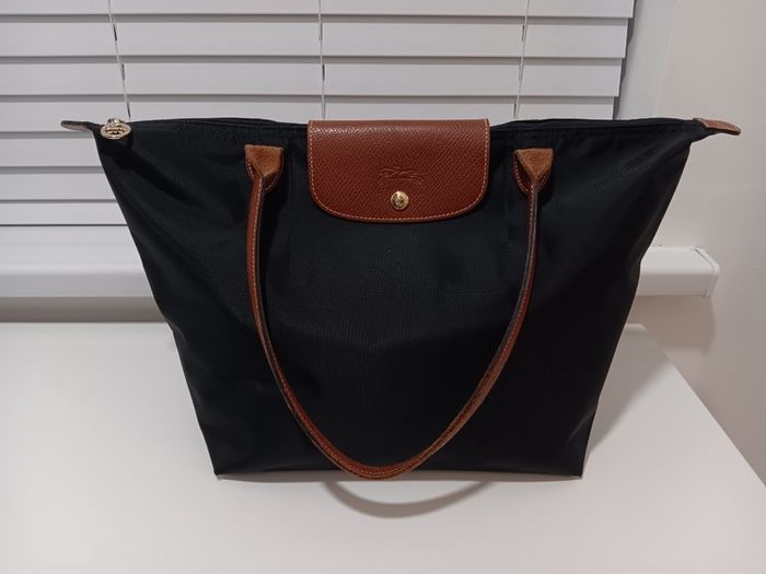 Black Longchamp Le Pliage Bag - Size L