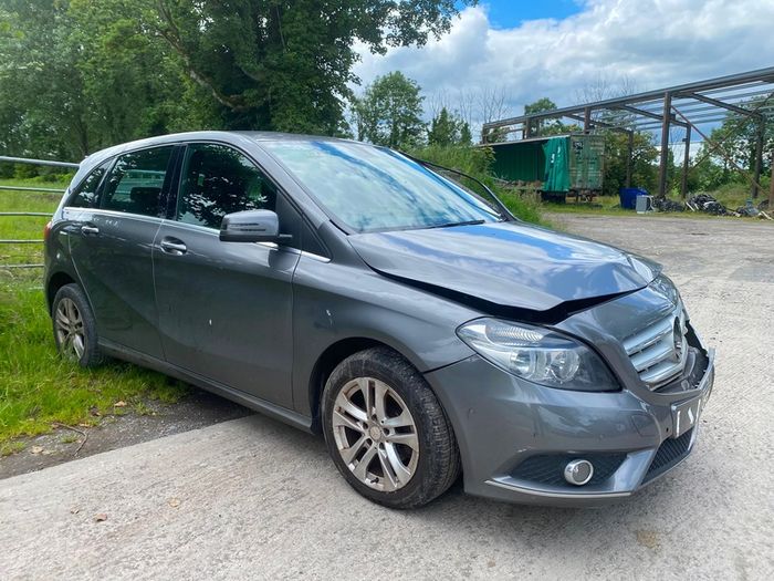 2014 Mercedes-benz B Class B180 Sports Tourer Breaking For Parts