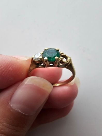 18ct Gold Emerald And Diamond Ring