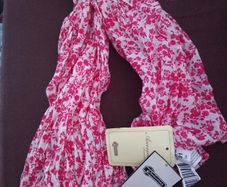 Stradivarius scarf
