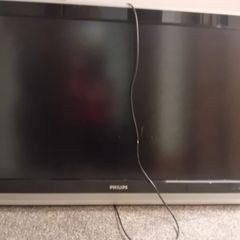 Two Tvs & 150 DVDs
