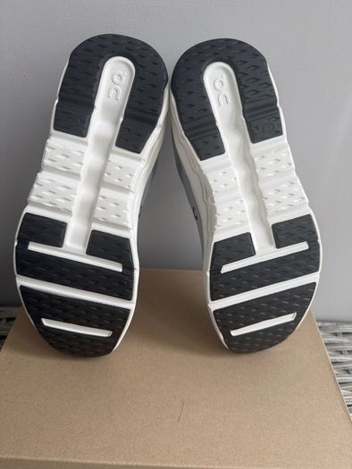 On Running Cloudleap Trainers
