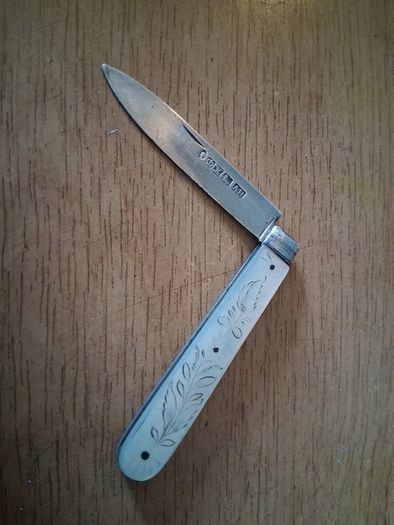 Victorian Sterling Silver m.o.p fruit knife
