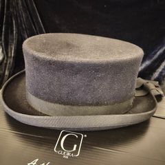 top hat