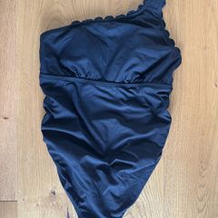 maternity swimsuit