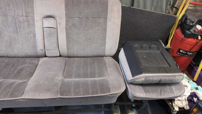 VW T25/T3 Middle seats