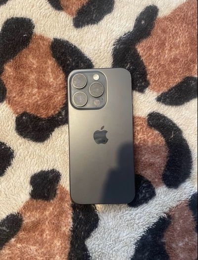 iPhone 15 Pro - 128GB - Good Condition - Unlocked