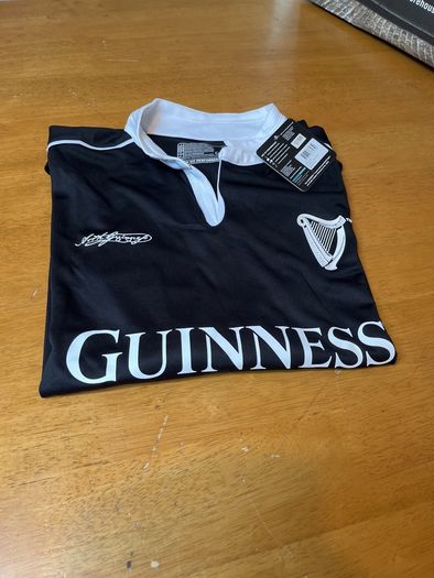 Mens short sleeve top