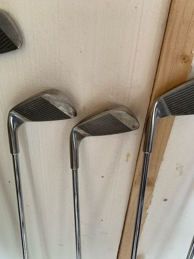 Full bagged Mens Golf set (irons, putter, drivers) (RH)