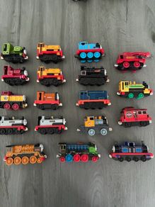 17 x Thomas & Friends (Take n Play) Trains With Rare / Collectable Characters