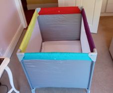 Travel cot