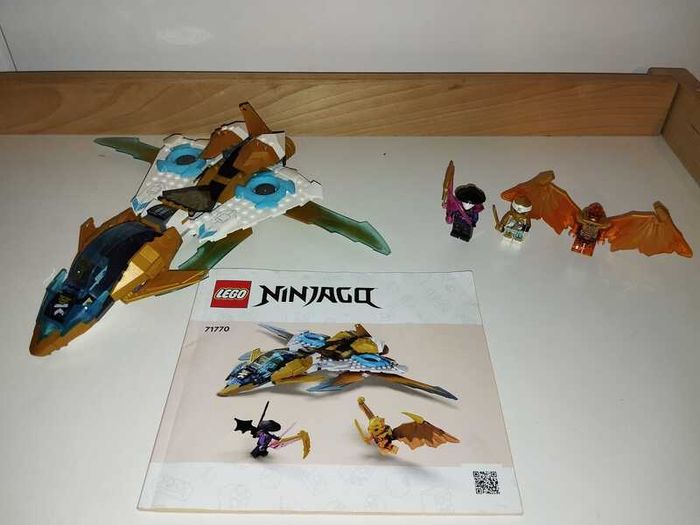 LEGO NINJAGO  Zanes Golden Dragon Jet (71770)