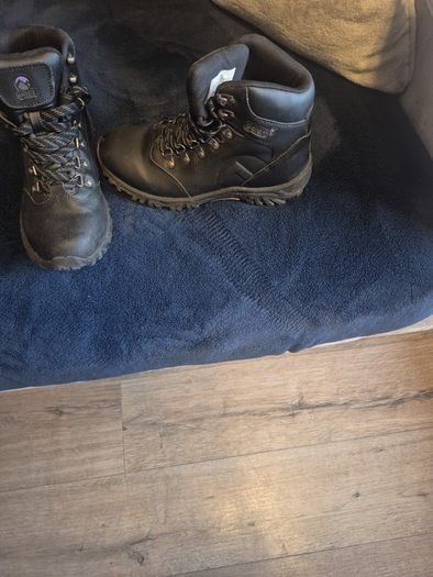womens hiking boots