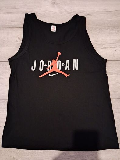 x2 Bundle - Nike Sleeveless Top Bundle - RRP - 32.00 & RRP - 15.00 = RRP - 47.00