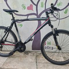 Saracen MTB adult 22" frame 26" wheels (hardtail)