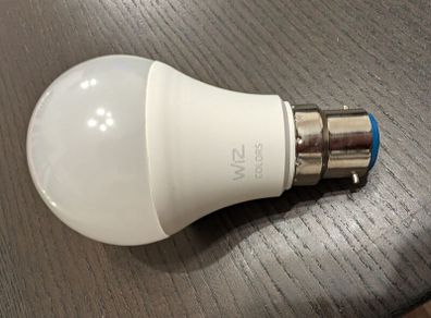 WiZ Smart Connected LED Light Bulb (WiFi / Bluetooth)
