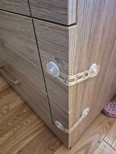 3 drawer chest - oak