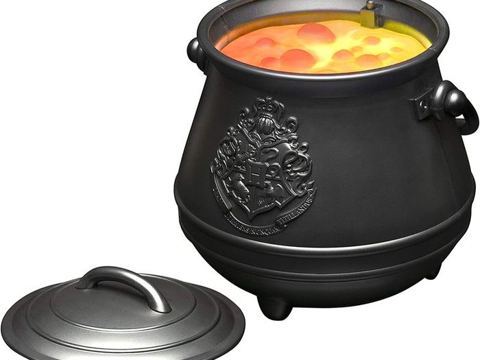 Harry Potter Cauldron Light with Colour Changing Bubbling Effect