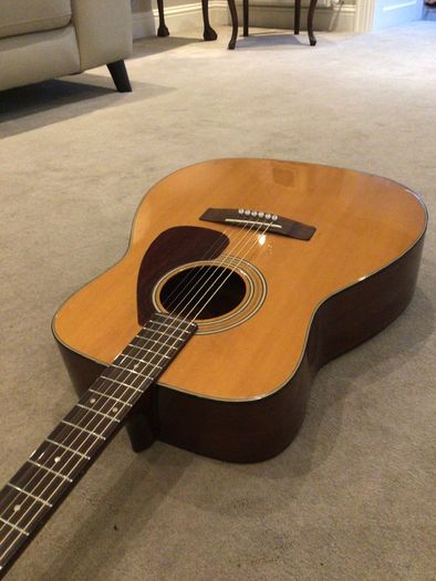 Yamaha fg200 vintage acoustic