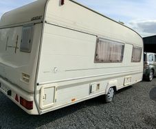 caravan 3 bads