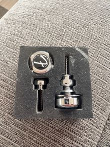 Fender strap locks