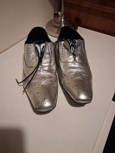 man shoe