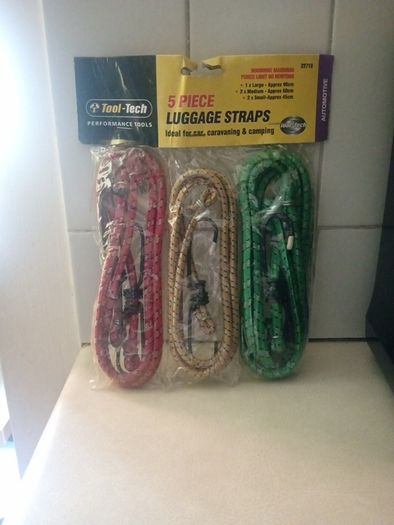 luggage straps