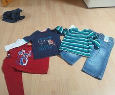 boys tee' and jeans